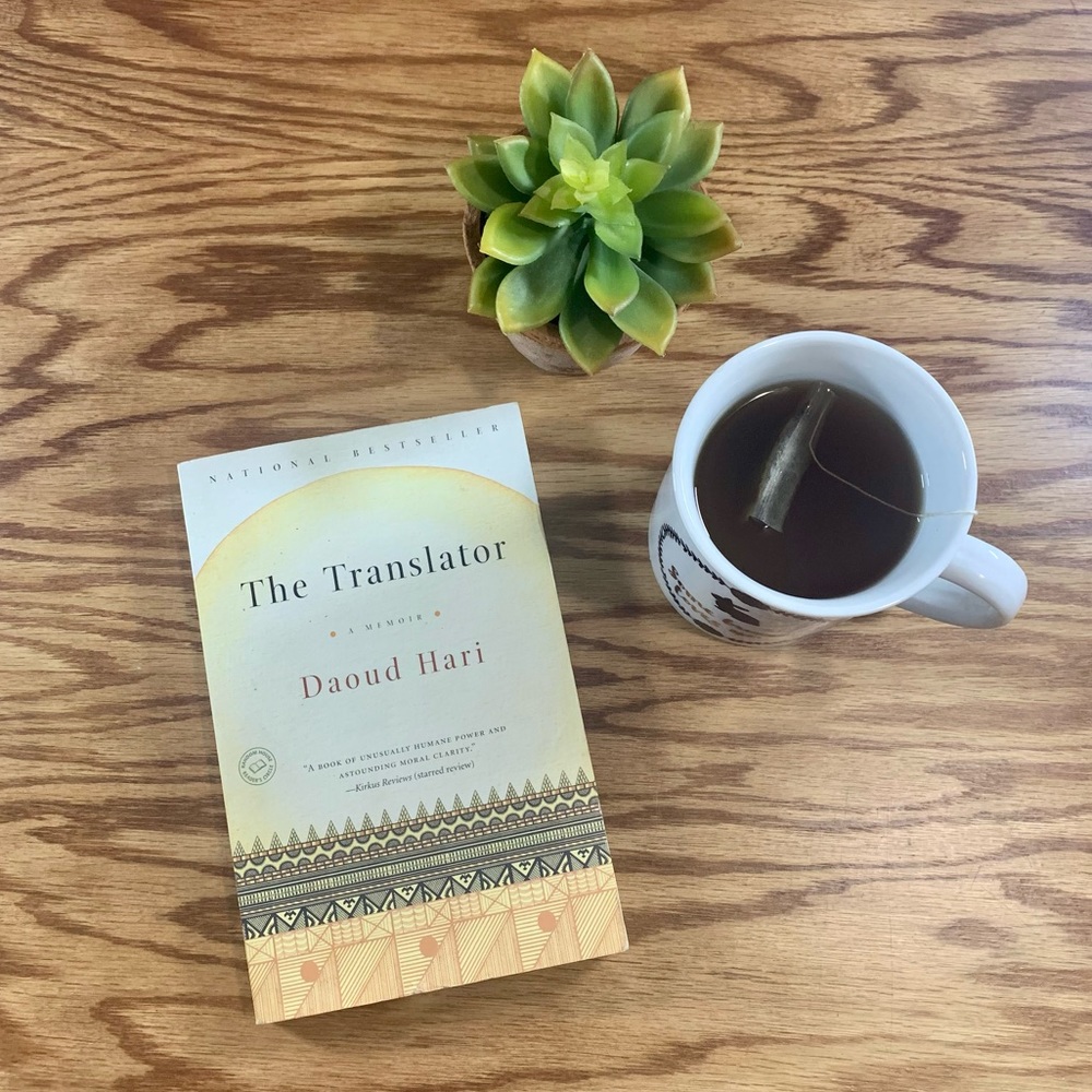 5/$10 📚 The Translator by Daoud Hari | Paperback book